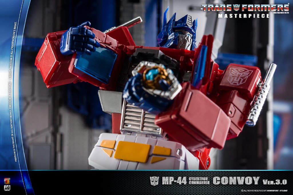 GALLERY - MP-44 Convoy V3 Transformers Masterpiece by IAMNOFIRE